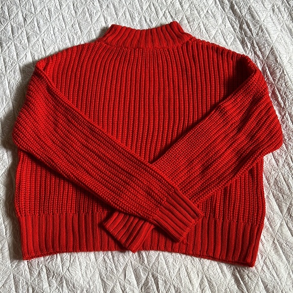 Red H&M Knit Sweater, size S - Picture 3 of 9
